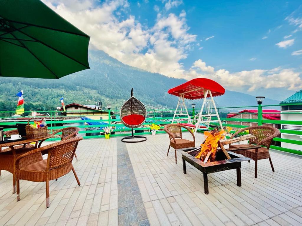 Tata Vista Resort Mall Road Manali - Centrally Heated & Air Cooled Екстер'єр фото